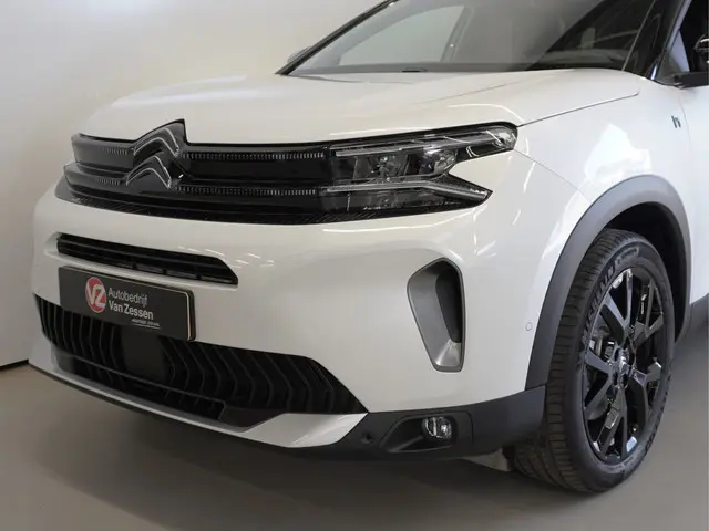Citroën C5 Aircross 1.6 PHEV ë-Series 225Pk | Panoramadak | Leder | Elektrische achterklep | 19" Velgen | Van €51.118,- rijklaar voor €42850,- | Nieuwe auto