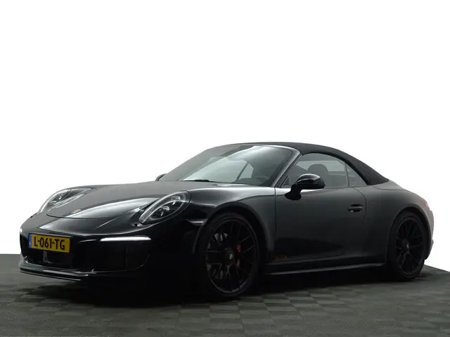 Porsche 911 Cabrio 3.0 Carrera 4 GTS Sport chrono, Dealer Onderhouden, Full carbon, Bose Surround