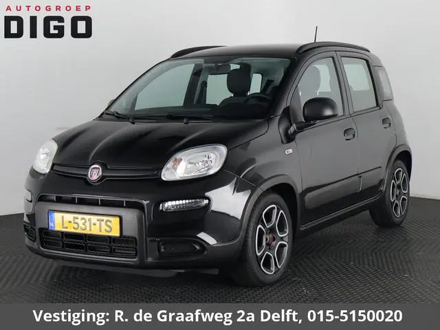 Fiat Panda 1.0 HYBRID City Life | Apple Carplay & AndroidAUTO | Parkeersensoren | Airco |