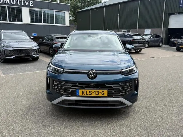 Volkswagen Tayron 1.5 eHybrid Elegance STOEL- & STUURWIELVERWARMING | IQ LED | ELEK. TREKHAAK | 360°...