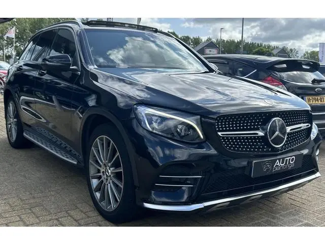 Mercedes-Benz GLC-klasse 250 4MATIC Ambition 211PK | AMG | PANO | LEDER | Achteruitrijcamera | Navig...