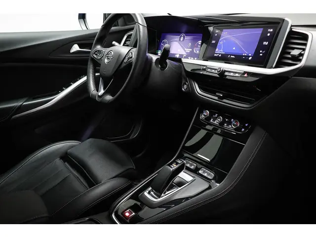 Opel Grandland 1.6 Turbo Plug-In Hybrid Business Elegance | LEDER PACK | STUURVERWARMING | STOELVENT...