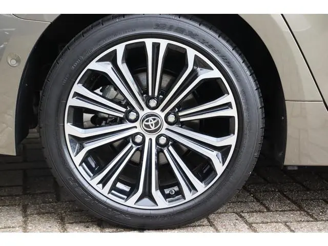 Toyota Corolla Touring Sports 1.8 Hybrid Executive, BiTone