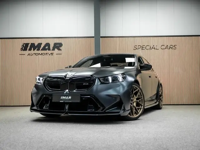BMW 5-serie M5 Carbon exterieur, Korbach 22 inch brons, Full options!!!!
