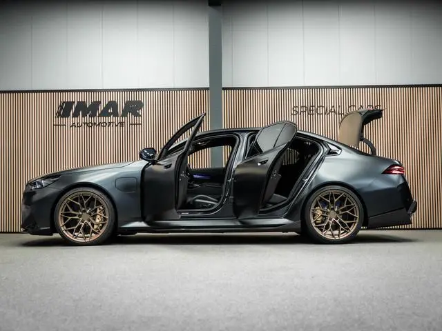 BMW M5