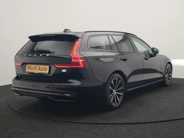 Volvo V60 T6 AWD Plus Dark LONG RANGE PHEV 350pk Dealer O.H. | Trekhaak Af Fabriek | Adaptive Cruise...