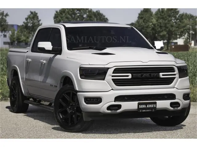 Dodge Ram SPORT V8 5.7 402PK |  €69950,- excl | Krachtige Hemi | Panorama Dak | 12' Scherm Comfortab...