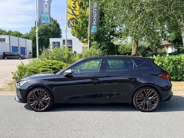 CUPRA Leon 1.4 e-Hybrid VZ 245PK LED•ACC•1e Eig