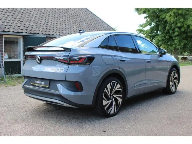 Volkswagen ID.5 Pro 77 kWh SOh 95% LED PANO NAVI TREKHAAK 83000KM!!!
