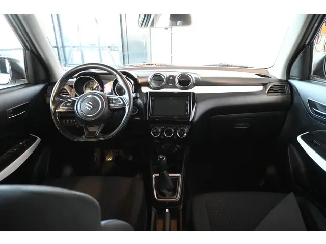 Suzuki Swift 1.0 Stijl Smart Hybrid Navigatie Adaptieve Cruise Airco Keyless Goed Onderhouden! Inruil Mogelijk!