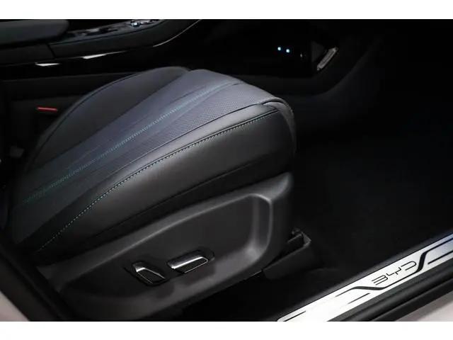 BYD SEAL U