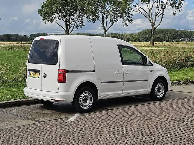 VOLKSWAGEN CADDY 2.0 102pk automaat navi!