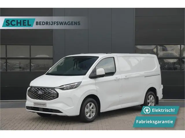 Ford E-Transit Custom 320 L1H1 Limited 71 kWh 218pk  - 2x Schuifdeur - Trekhaak  - Camera - Carplay...