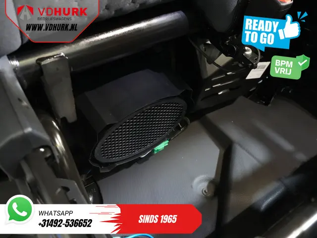 Ford E-Transit Custom