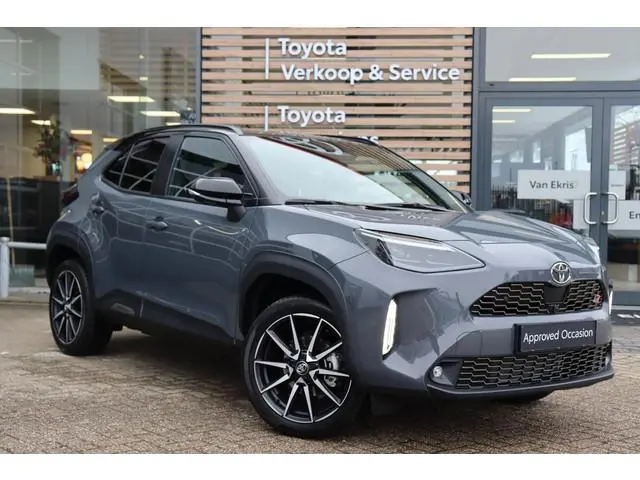 Toyota Yaris Cross 1.5 Hybrid 130 GR Sport, 360 Camera, Stoel- en Stuurverwarming met voordeel!