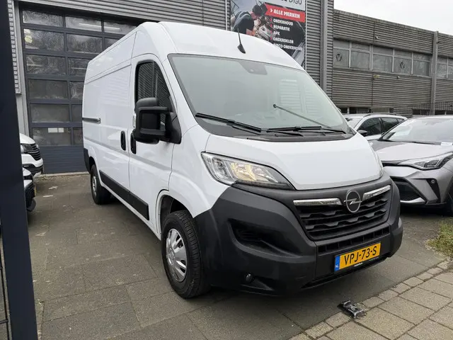 Opel Movano 2.2D 140 L2H2 EDITION AIRCO.NAVI .BETIMMERING . PARKEERSENSOREN ACHTER.