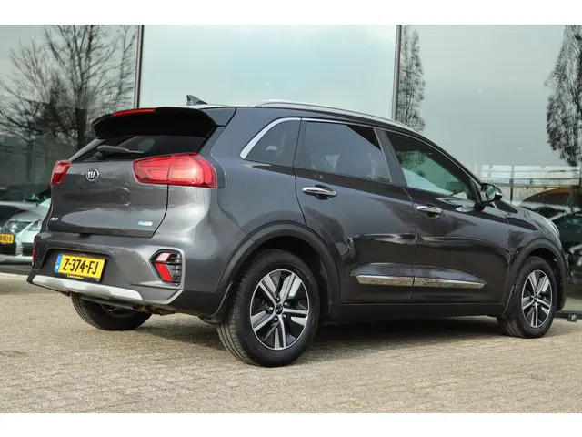 KIA NIRO 1.6 GDi PHEV DYNAMICLINE  | CARPLAY | CAMERA | ACC | STUUR/STOELVERW. | PDC | NAVI