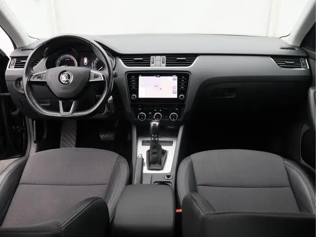ŠKODA Octavia Combi 1.5 TSI Greentech Business Edition/ automaat!