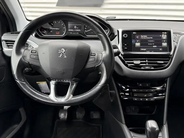 Peugeot 208 1.2 PureTech Allure 1e Eigenaar|Navi|Carplay|Clima|Cruise|PDC|N.A.P|APK tot 05-2027