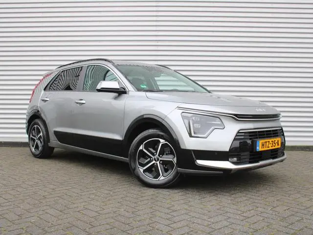Kia Niro 1.6 GDi Hybrid DynamicPlusLine | Schuif-/kanteldak | Stuur-/stoelverwarming | Cruise adapt....