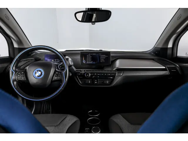 BMW i3 Basis 94Ah 33 kWh | S/k-panodak | Harman/Kardon | Dig. Cockpit | Adapt. cruise | Stoelverw. |...