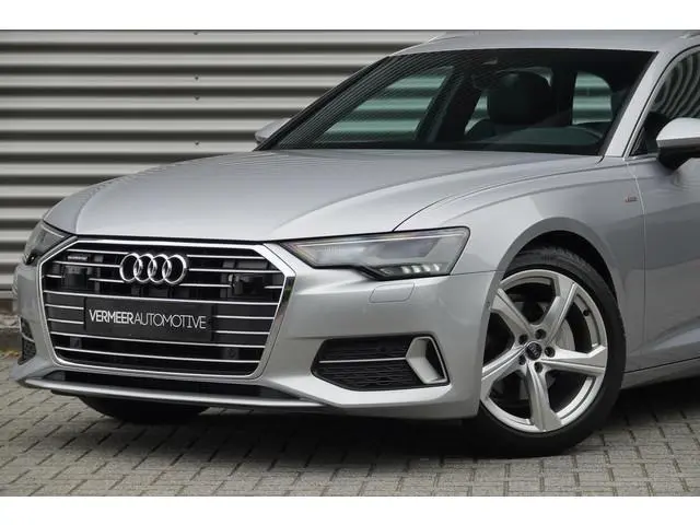 Audi A6 Avant 40 TDI quattro S edition | Trekhaak |  Adaptive cruise control | Carplay | DAB |