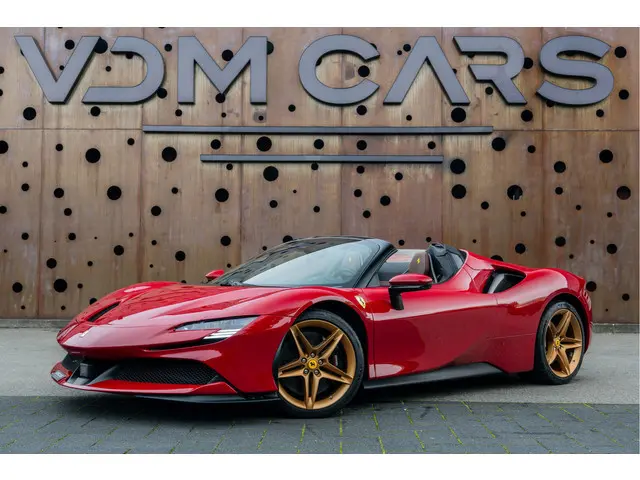 Ferrari SF90 Spider 4.0 V8 | 1e Eigenaar | Two-Tone | Lift | Carplay | AFS | Camera | HiFi | Carbon | Extracampionario |