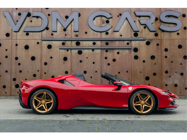Ferrari SF90 Spider