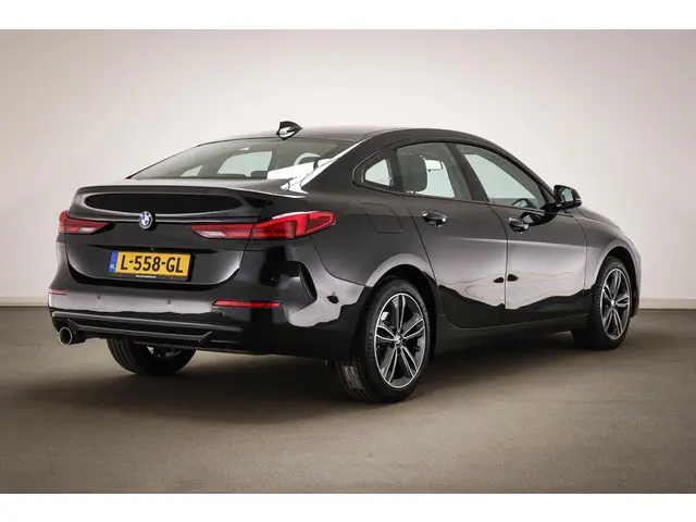 BMW 2-serie Gran Coupé 218i Business Edition Plus | SPORT LINE / PARKING PACK | STOELVERWARMING | DA...