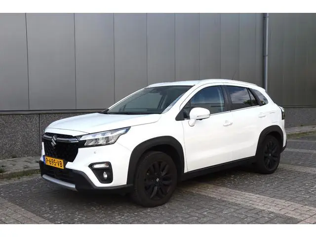 Suzuki S-Cross 1.4 Boosterjet Style Smart Hybrid | 1500-kg trekgewicht | Automaat | Trekhaak |