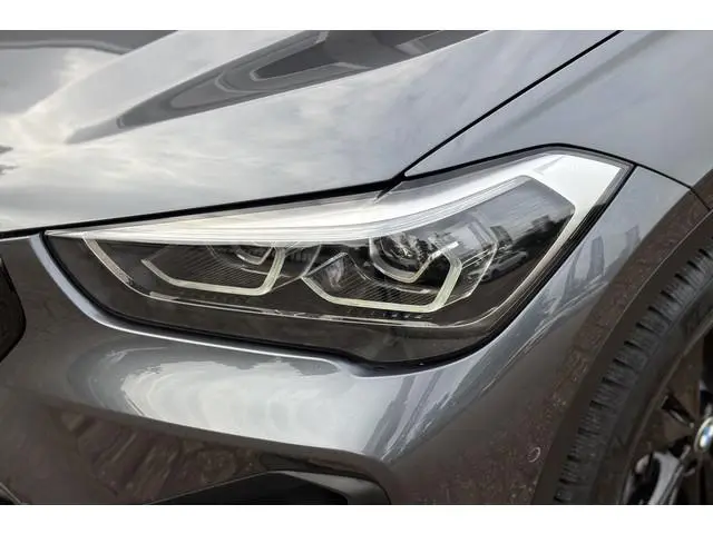 BMW X1 xDrive25e | Trekhaak | LED | PDC V & A | Elektrische Achterklep | 20x op voorraad!