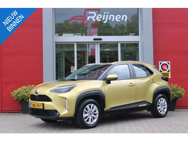 Toyota Yaris Cross 1.5 Hybrid Dynamic | KEYLESS ENTRY / START | VOORSTOELEN VERWARMD | STUUR VERWARM...