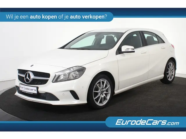 Mercedes-Benz A-klasse 180 *Leer*Airco*Navigatie*Stoelverwarming*