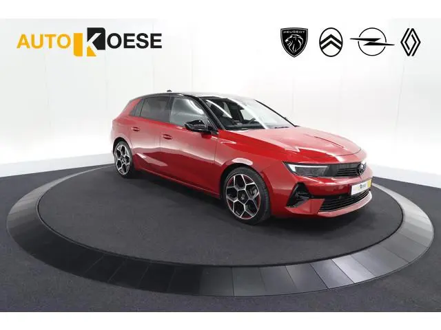 Opel Astra 1.6 Hybrid 180 GS Line | SOH 96,3% | 360 Camera | Adaptieve Cruise Control | Diamond Cut...