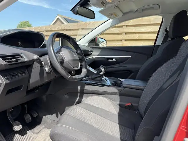 Peugeot 3008 1.2 PureTech Allure Stoel verwarming l trekhaak