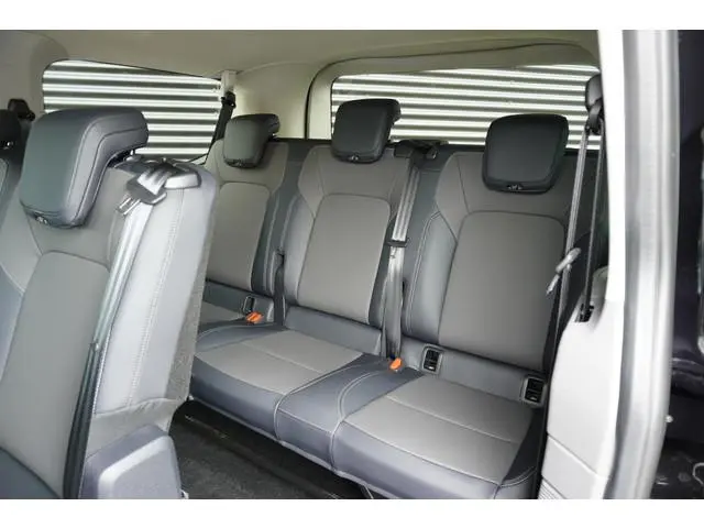 Volkswagen e-Transporter Caravelle 32 L1H1 Style 2 Schuifdeuren 64 kWh 9 persoons LED Apple Carplay...