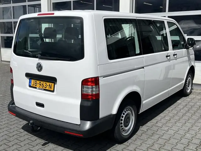 Volkswagen Transporter Kombi 2.0 TDI DSG Automaat 140 pk L1H1 BTW en BPM vrij Airco Cruise control T...
