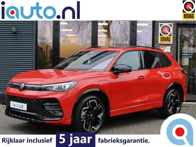 Volkswagen Tiguan 1.5 eHybrid 272pk R-Line Black Style Pano/Leder/IQ.Light HD/360/Headup/HK/Keyless/...