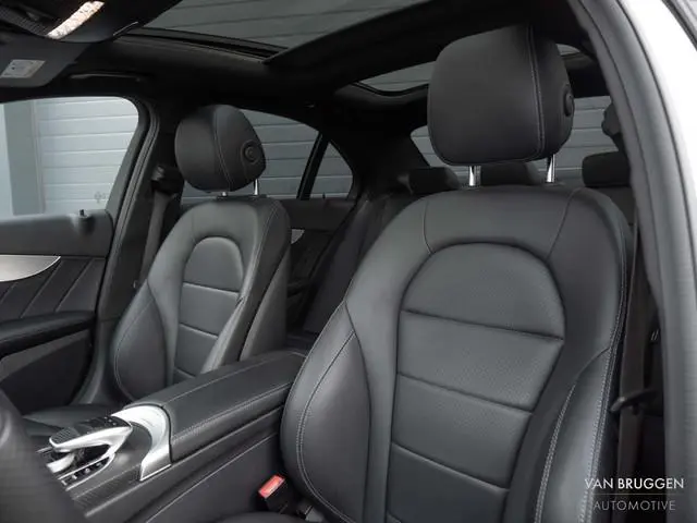 Mercedes-Benz C-klasse 300 AMG Premium Plus Pano Burmester Memory Luchtvering