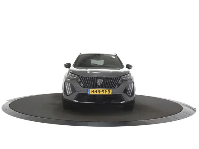 Peugeot e-2008 EV GT  54 kWh Camera / Navigatie