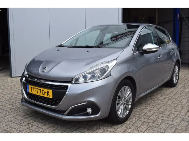 Peugeot 208 1.2 Allure 110PK | Automaat | NL-Auto | Apple Carplay/Android Auto