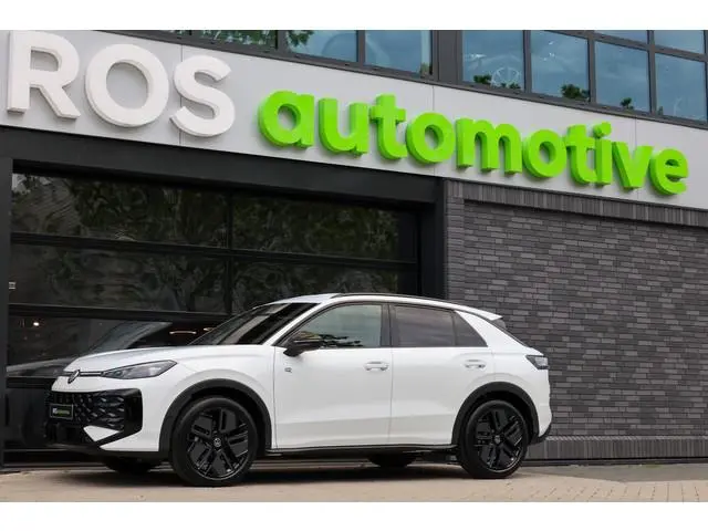 Volkswagen T-Roc 1.5 eTsi R-Line First Edition | NIEUW MODEL | BTW | CAMERA | ACC | STUURVERWARMING...