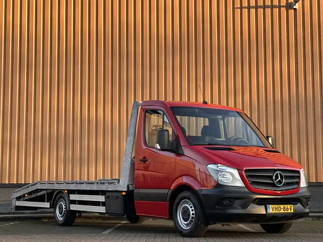 Mercedes-Benz Sprinter 310 2.2 CDI 432 | 3500 KG! | Laad vermogen 1397 KG | Cruise Control | Navigat...
