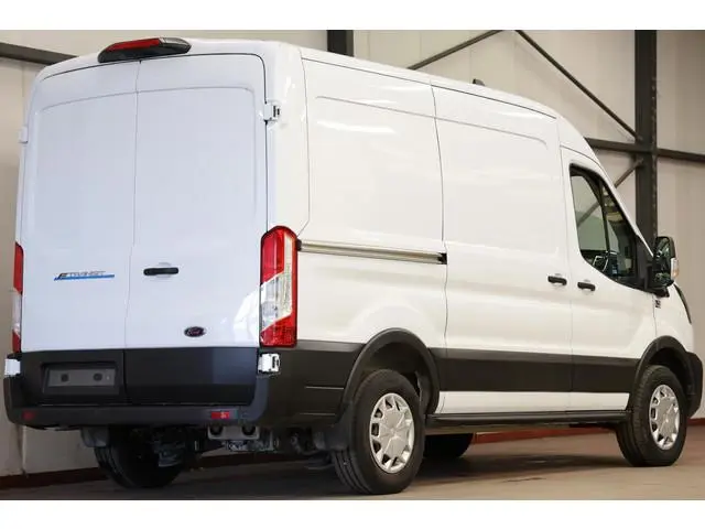 Ford E-Transit 350 L2H2 Trend 68 kWh CARPLAY CAMERA