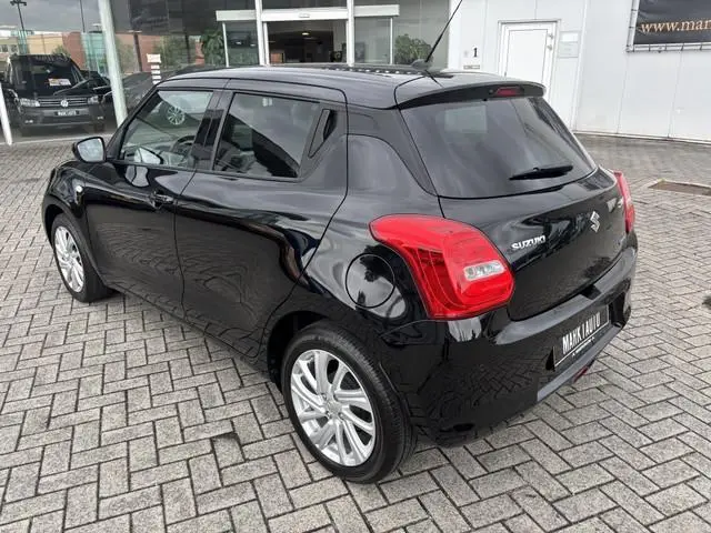 Suzuki Swift 1.2 Comfort Smart Hybrid Navi Camera Carplay Adaptive Cruise