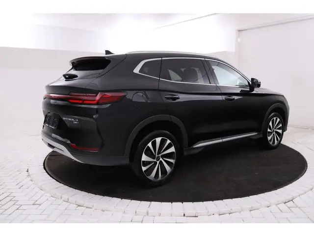 byd SEAL U 1.5 T DM-i AWD Design 4x4 4x4 plug in hybrid!