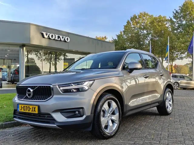 Volvo XC40 T3 163PK Business Pro | BLIS | Trekhaak | ACC | PDC Achter | Keyless | Elektr. Kofferklep...