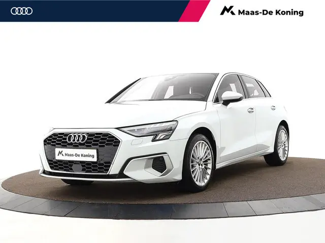 Audi A3 Sportback 30 TFSI 110pk S-tronic Advanced edition · Apple/Android Car Play · Navigatie · P-S...