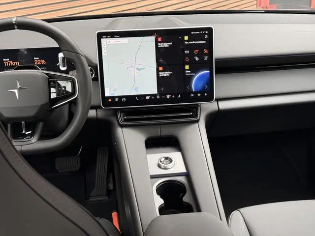 Polestar 4