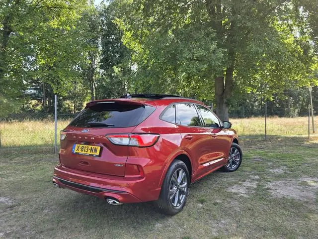 Ford Kuga 2.5 PHEV 225PK ST-Line X | AGR STOELEN | PANORAMADAK | WINTERPACK | BLIS | NL-AUTO |